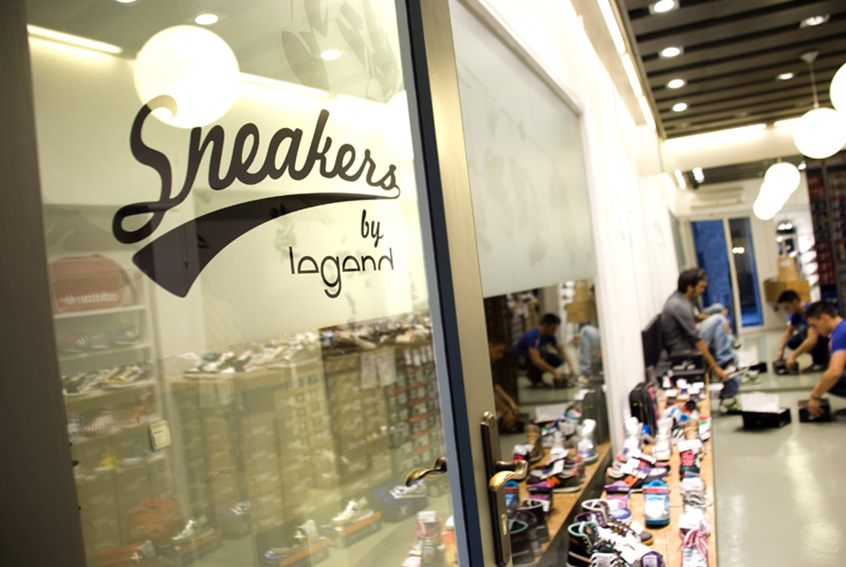 Reforma interiorismo Legend Sneakers, almedaestudi Girona